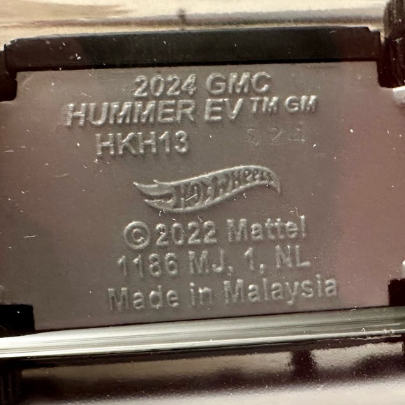Barbie The Movie 2024 GMC Hummer Ev Hot wheel - Picture 3 of 3